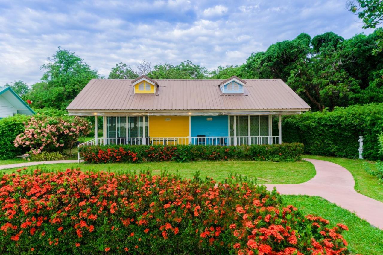Bo Tree Cottage On The River Mukdahan Eksteriør billede