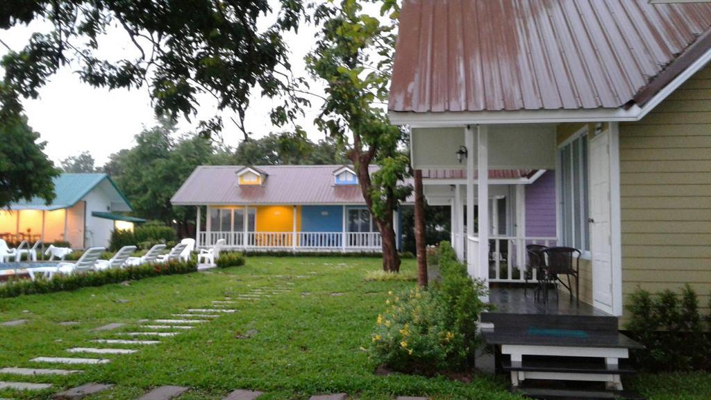 Bo Tree Cottage On The River Mukdahan Eksteriør billede