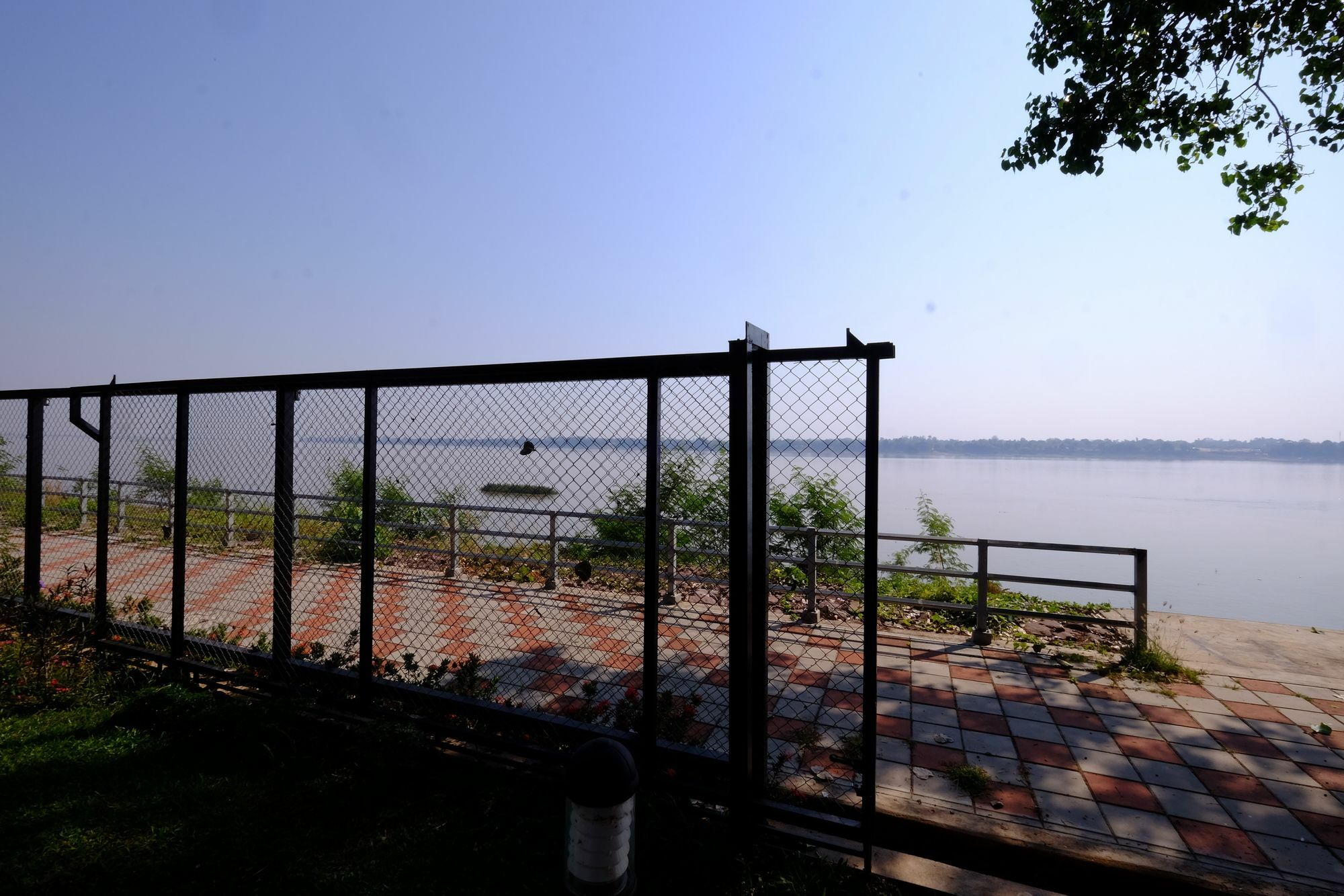 Bo Tree Cottage On The River Mukdahan Eksteriør billede
